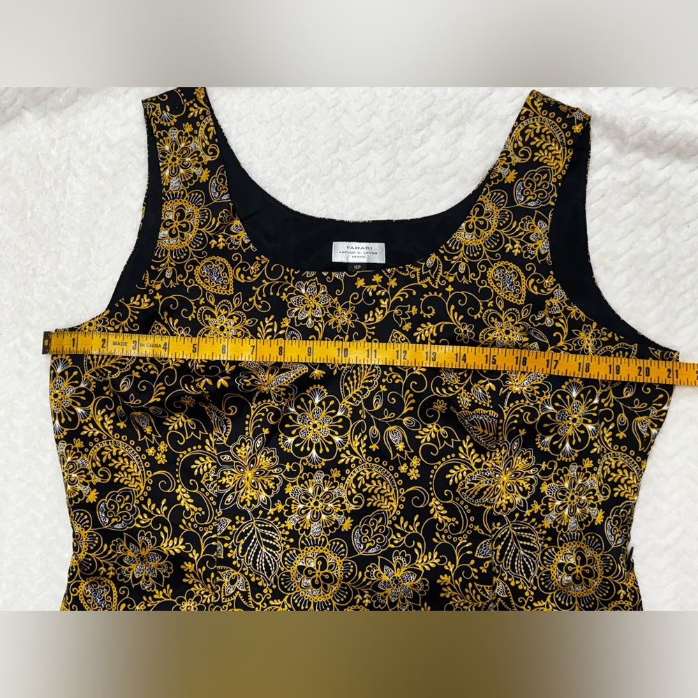 Tahari Arthur S Levine 100% Silk Baroque Paisley Sleeveless Top 16P Like New - Picture 8 of 9